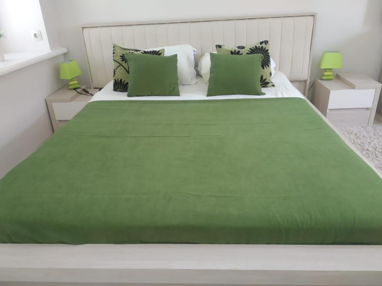 City Center Apartment Tbilisi Buitenkant foto