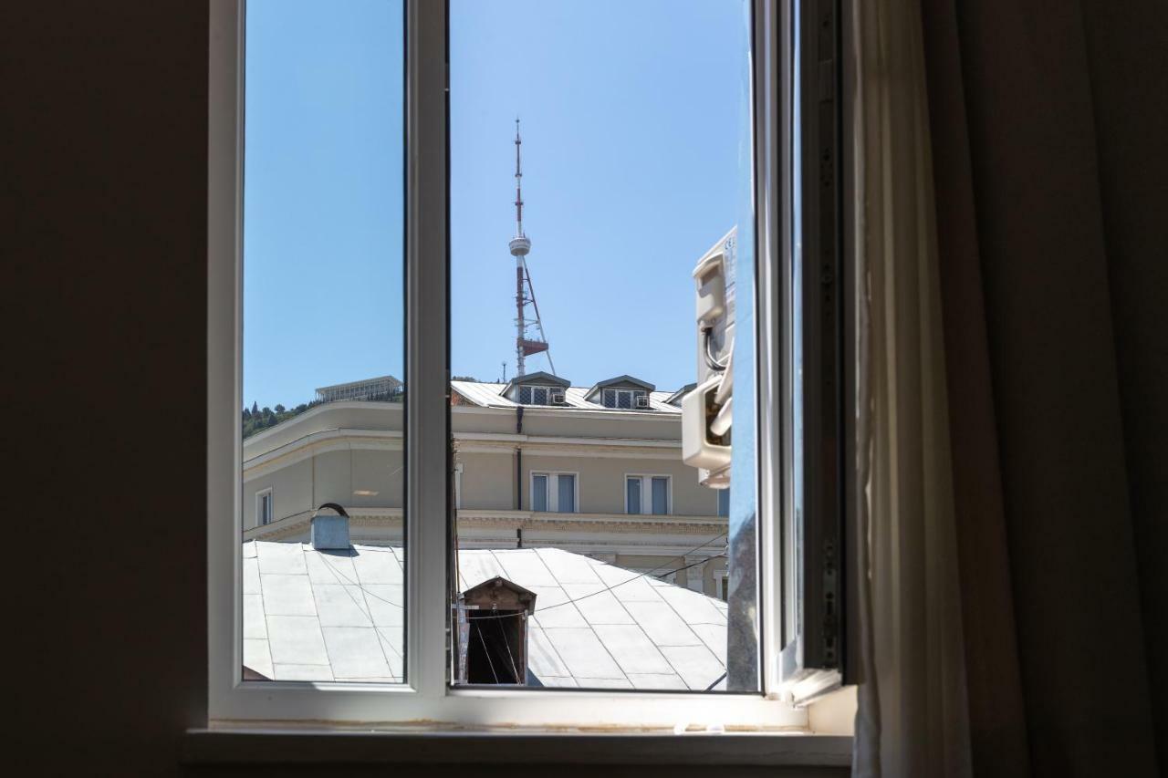 City Center Apartment Tbilisi Buitenkant foto